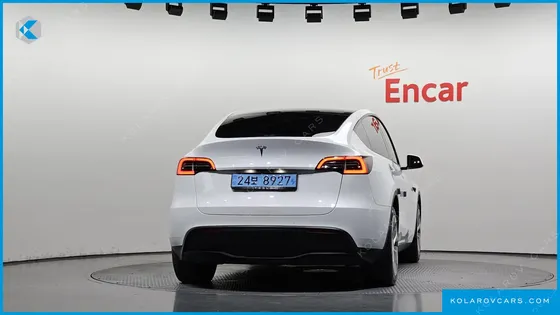 TESLA MODEL Y LONG RANGE AWD