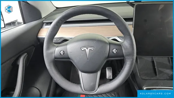 TESLA MODEL Y LONG RANGE AWD