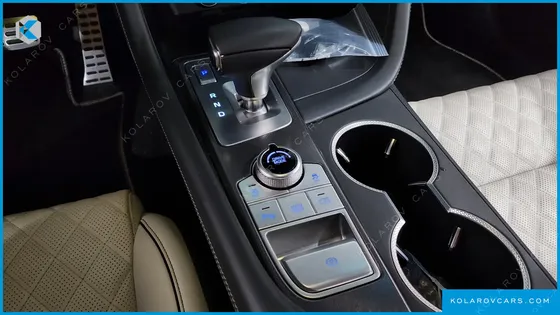 GENESIS G70 GASOLINE 2.5T 4WD