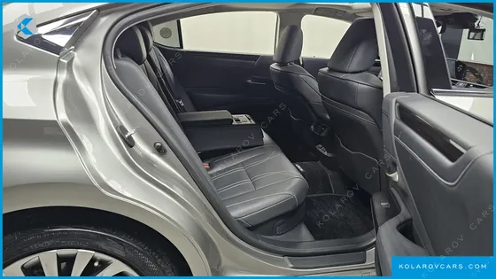 LEXUS ES LUXURY PLUS