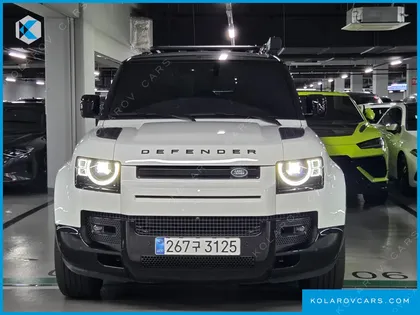 LAND ROVER DEFENDER 110 D300 X-DYNAMIC HSE