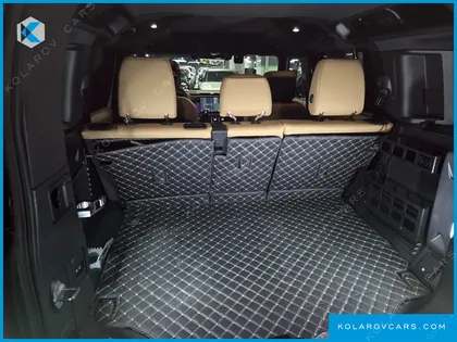 LAND ROVER DEFENDER 110 D300 X-DYNAMIC HSE