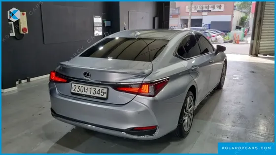LEXUS ES EXECUTIVE