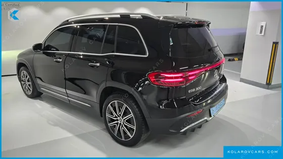 MERCEDES EQB EQB300 4MATIC AMG LINE
