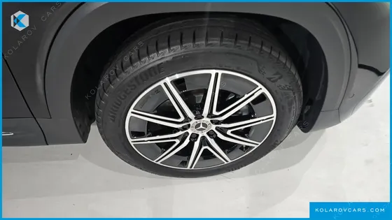 MERCEDES EQB EQB300 4MATIC AMG LINE