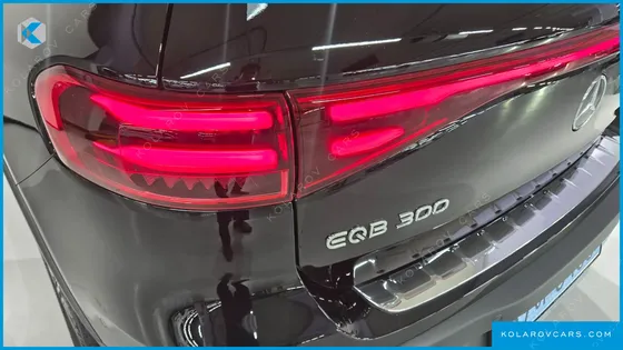 MERCEDES EQB EQB300 4MATIC AMG LINE