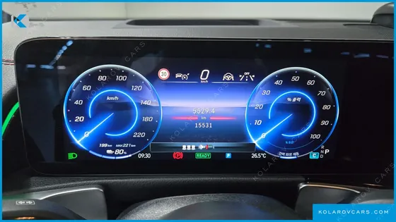 MERCEDES EQB EQB300 4MATIC AMG LINE