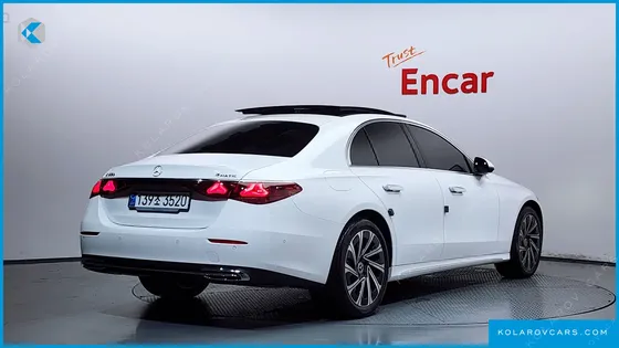 MERCEDES E-CLASS E300 4MATIC EXCLUSIVE