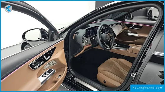 MERCEDES E-CLASS E300 4MATIC EXCLUSIVE