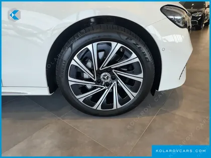 MERCEDES E-CLASS E300 4MATIC EXCLUSIVE