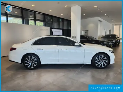 MERCEDES E-CLASS E300 4MATIC EXCLUSIVE