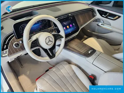 MERCEDES E-CLASS E300 4MATIC EXCLUSIVE