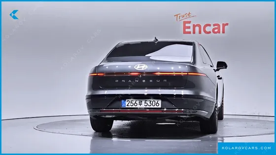 HYUNDAI GRANDEUR CALLIGRAPHY