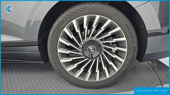 HYUNDAI GRANDEUR CALLIGRAPHY