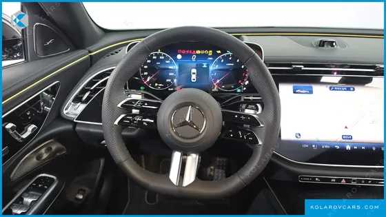 MERCEDES E-CLASS E300 4MATIC AMG LINE
