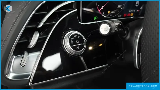 MERCEDES E-CLASS E300 4MATIC AMG LINE