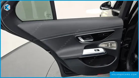 MERCEDES E-CLASS E300 4MATIC AMG LINE