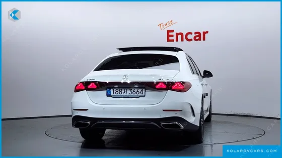 MERCEDES E-CLASS E300 4MATIC AMG LINE