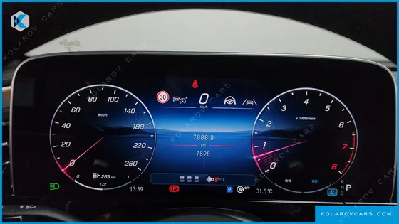 MERCEDES E-CLASS E300 4MATIC AMG LINE