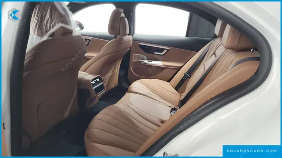 MERCEDES E-CLASS E300 4MATIC AMG LINE