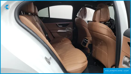 MERCEDES E-CLASS E300 4MATIC AMG LINE