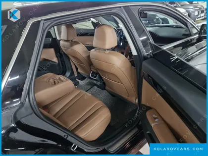 HYUNDAI GRANDEUR PREMIUM