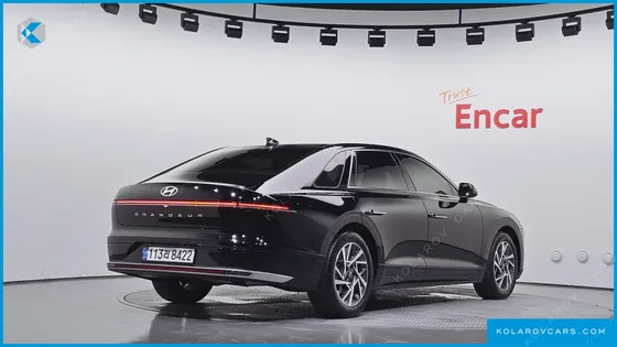 HYUNDAI GRANDEUR PREMIUM