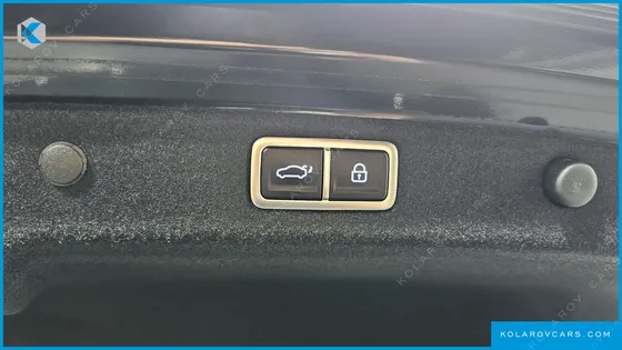 HYUNDAI GRANDEUR PREMIUM