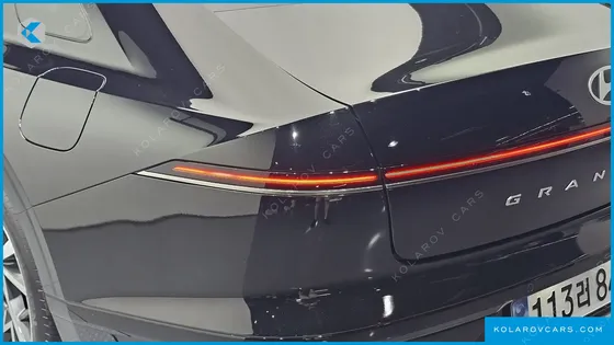 HYUNDAI GRANDEUR PREMIUM