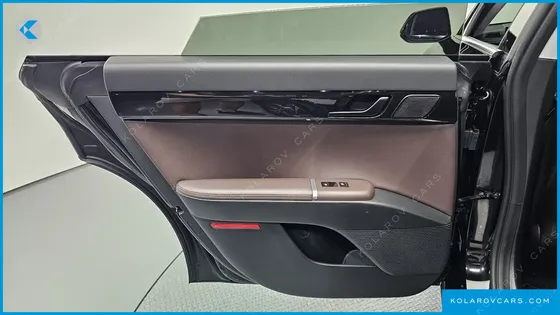 HYUNDAI GRANDEUR PREMIUM