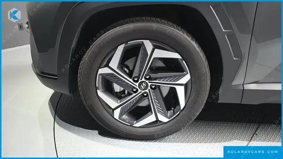 HYUNDAI TUCSON GASOLINE 1.6 TURBO 4WD