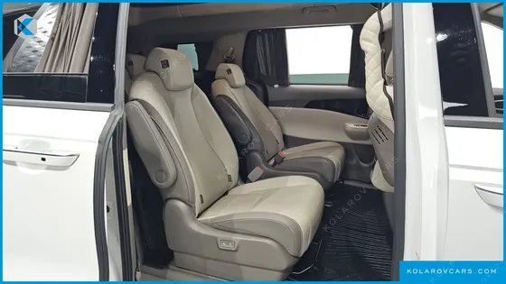 KIA CARNIVAL HEV 9-SEATER HI-LIMOUSINE