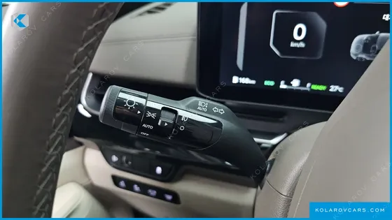 KIA CARNIVAL HEV 9-SEATER HI-LIMOUSINE