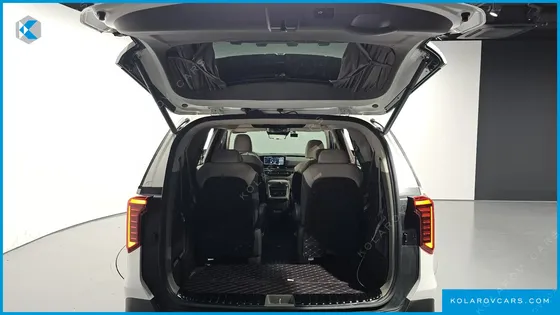 KIA CARNIVAL HEV 9-SEATER HI-LIMOUSINE