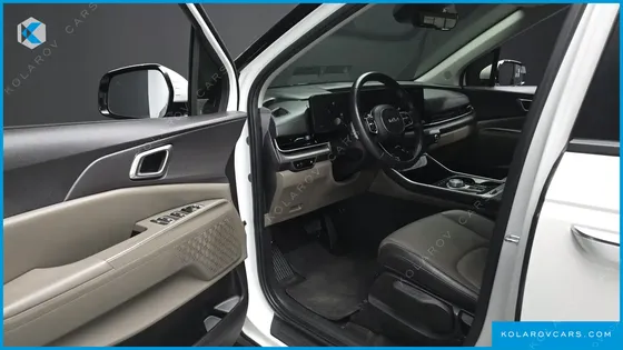 KIA CARNIVAL HEV 9 SEATER PRESTIGE