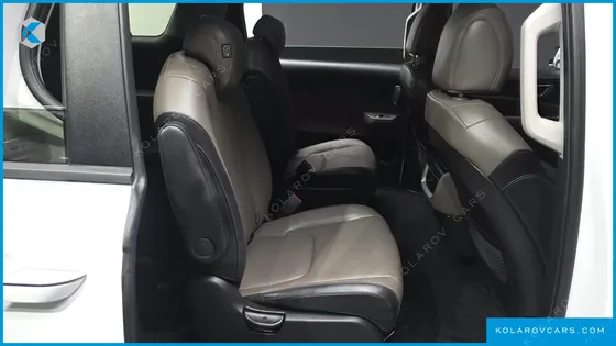 KIA CARNIVAL HEV 9 SEATER PRESTIGE