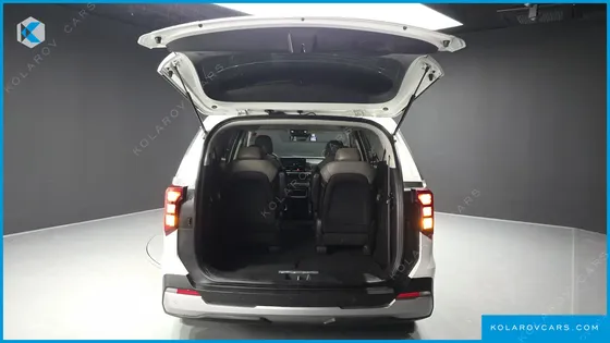 KIA CARNIVAL HEV 9 SEATER PRESTIGE