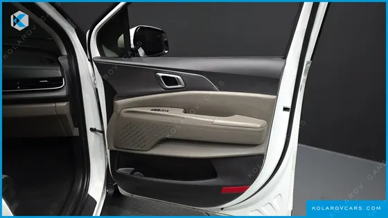 KIA CARNIVAL HEV 9 SEATER PRESTIGE