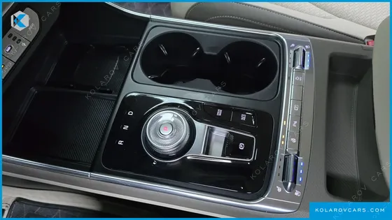 KIA CARNIVAL HEV 9SEATER SIGNATURE