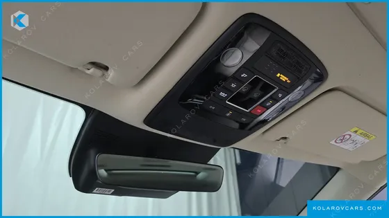 KIA CARNIVAL HEV 9SEATER SIGNATURE