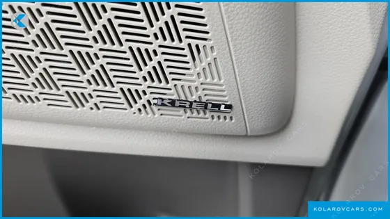 KIA CARNIVAL HEV 9SEATER SIGNATURE