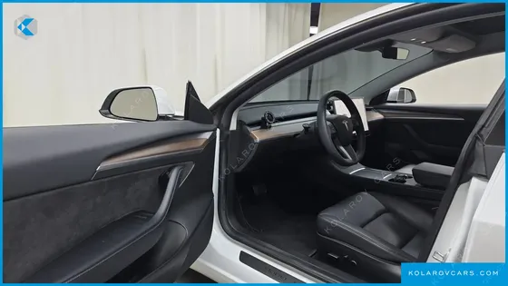 TESLA MODEL 3 LONG RANGE AWD