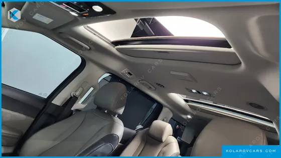 KIA CARNIVAL GASOLINE 9-SEATER SIGNATURE