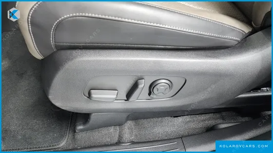 KIA CARNIVAL GASOLINE 9-SEATER SIGNATURE