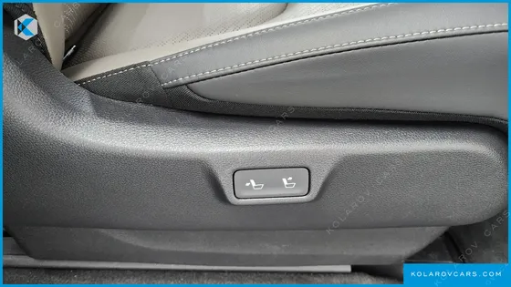 KIA CARNIVAL GASOLINE 9-SEATER SIGNATURE
