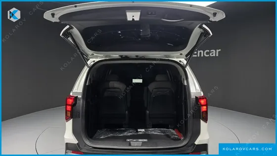 KIA CARNIVAL GASOLINE 9-SEATER NOBLESSE