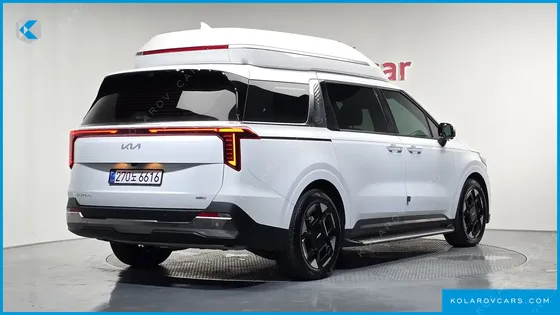 KIA CARNIVAL HEV 4-SEATER HI LIMOUSINE