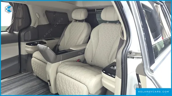 KIA CARNIVAL HEV 4-SEATER HI LIMOUSINE