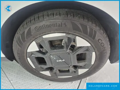 KIA CARNIVAL GASOLINE 9-SEATER SIGNATURE