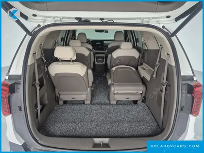 KIA CARNIVAL GASOLINE 9-SEATER SIGNATURE